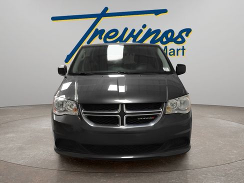 Used 2018 Dodge Grand Caravan SE w/ UConnect Hands-Free Group FWD image 4