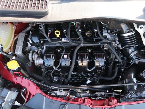 Used 2019 Ford Escape Titanium FWD image 33