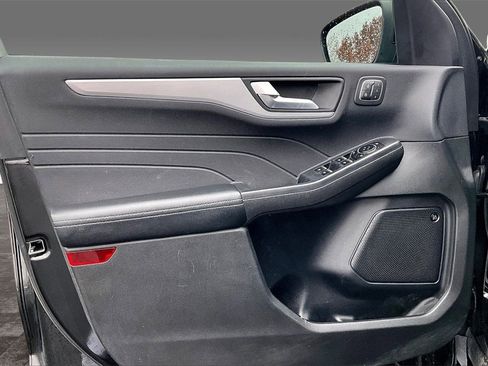 Used 2023 Ford Escape Platinum w/ Premium Technology Package image 12