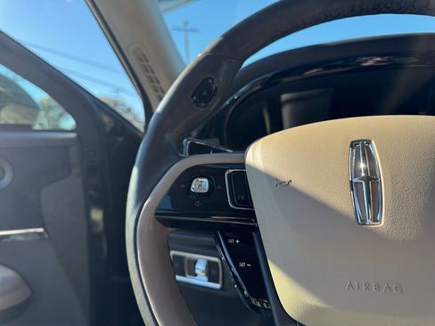 Used 2022 Lincoln Corsair Reserve w/ Luxury Package image 21