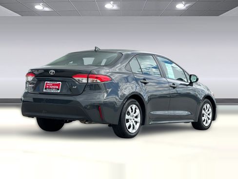 Used 2024 Toyota Corolla LE image 3