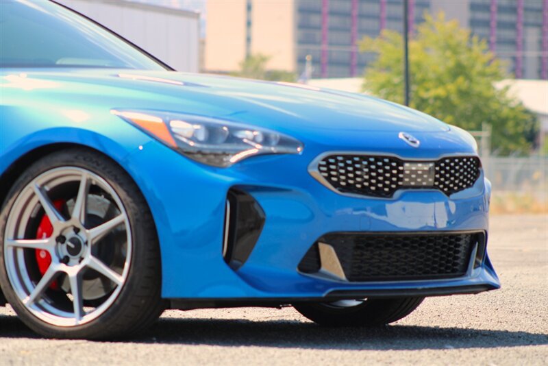 Used 2019 Kia Stinger GT2 AWD/4WD image 10