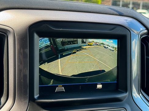Used 2019 Chevrolet Silverado 1500 Custom Trail Boss w/ Custom Convenience Package AWD/4WD image 31