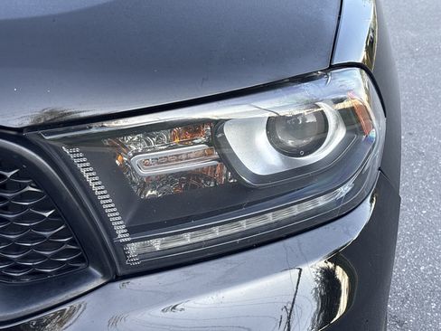 Used 2018 Dodge Durango SRT w/ Technology Group AWD/4WD image 11