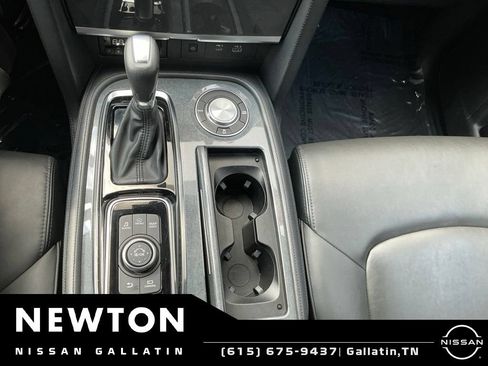 Used 2021 Nissan Armada SV RWD image 11