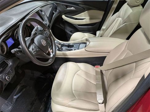 Used 2018 Buick Envision Essence image 12