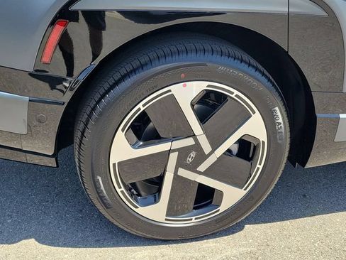 New 2026 Hyundai Ioniq 9 Limited AWD/4WD image 29