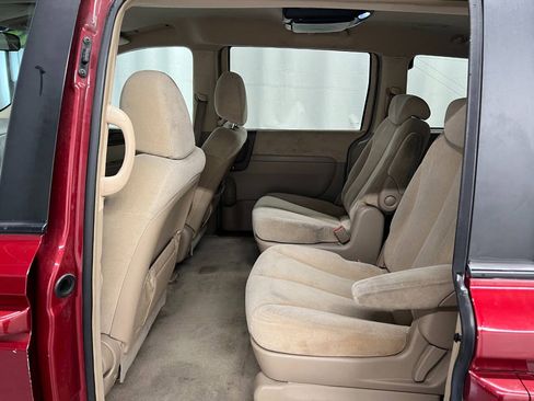 Used 2007 Kia Sedona LX FWD image 9