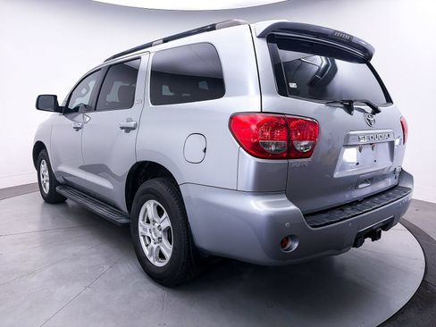 Used 2017 Toyota Sequoia SR5 w/ Premium Package AWD/4WD image 13