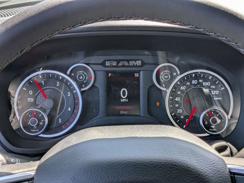 New 2026 RAM 2500 Big Horn AWD/4WD image 17
