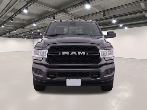 Used 2022 RAM 2500 Tradesman AWD/4WD image 5