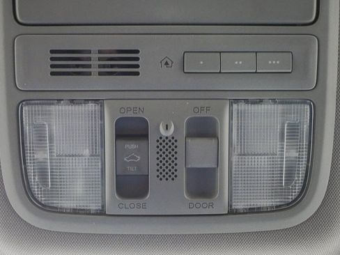 Used 2016 Honda Accord EX-L image 25