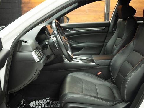 Used 2019 Honda Accord Sport image 8