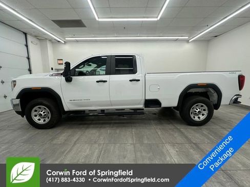 Used 2022 GMC Sierra 3500 Pro w/ Convenience Package image 2