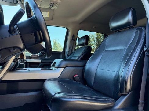 Used 2017 Ford F250 Lariat w/ Tow Technology Bundle image 12