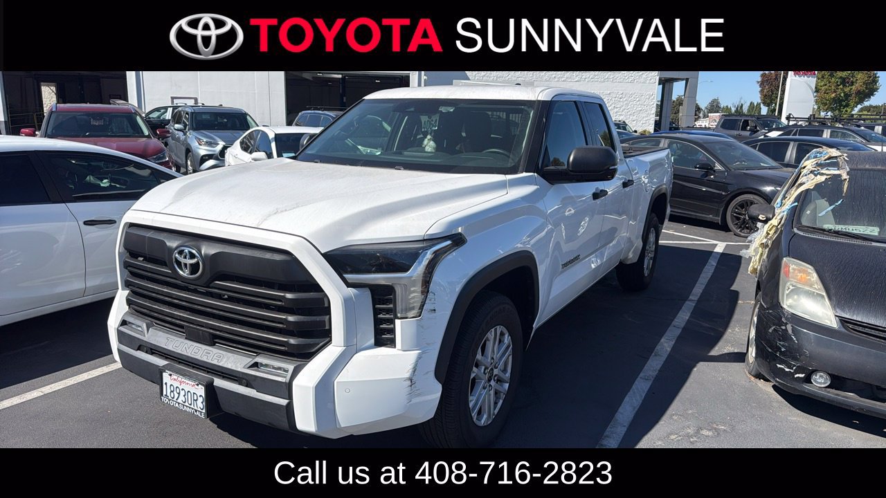 Used 2022 Toyota Tundra SR5 w/ SR5 Convenience Package RWD image 1