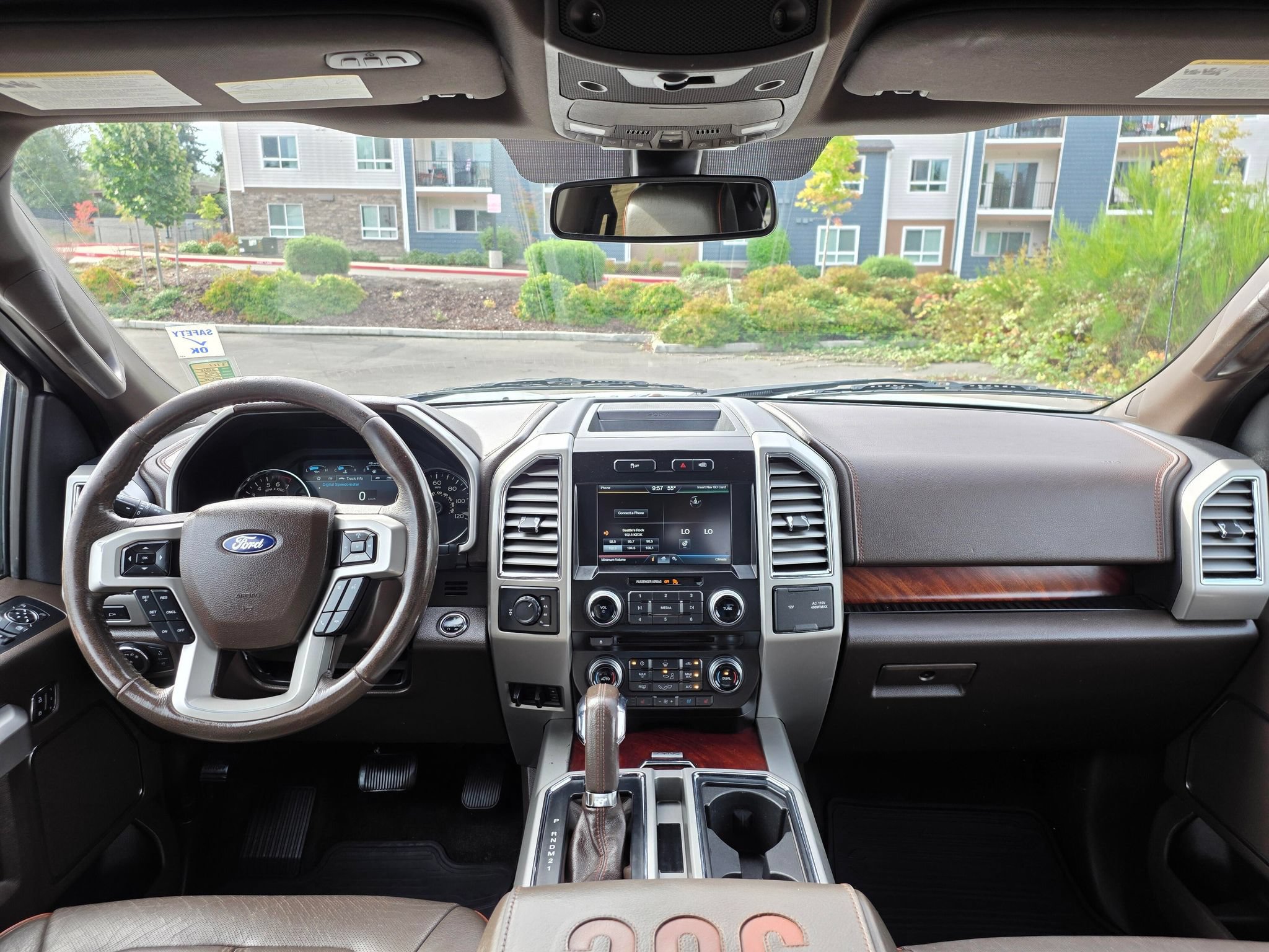 Used 2015 Ford F150 King Ranch w/ Equipment Group 601A Luxury AWD/4WD image 14