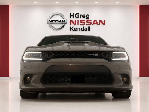 Used 2023 Dodge Charger Scat Pack w/ Navigation & Travel Group RWD image 5