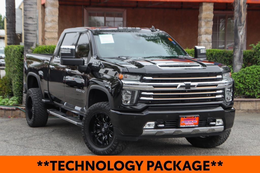 Used 2020 Chevrolet Silverado 2500 High Country w/ Technology Package AWD/4WD image 2