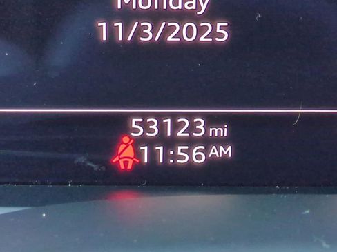 Used 2021 Audi Q8 Prestige w/ Prestige Package image 28