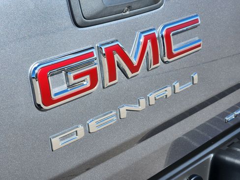 Certified 2021 GMC Canyon Denali image 10