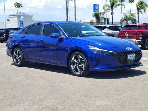 Used 2023 Hyundai Elantra SEL w/ Convenience Package FWD image 34
