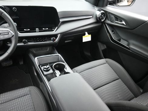 New 2026 Chevrolet Equinox LT w/ Safety and Technology Package FWD image 12