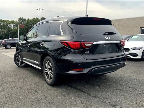 Used 2019 INFINITI QX60 Luxe w/ Essential Package image 3