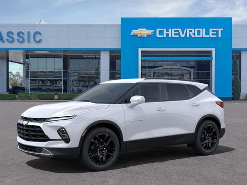 New 2025 Chevrolet Blazer LT w/ Sound & Technology Package image 2