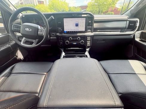 Used 2025 Ford F250 Lariat w/ Lariat Ultimate Package AWD/4WD image 25