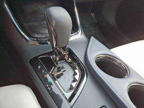Used 2014 Toyota Avalon Limited FWD image 13