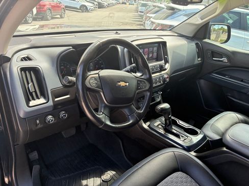 Used 2017 Chevrolet Colorado Z71 w/ Z71 Midnight Edition AWD/4WD image 15