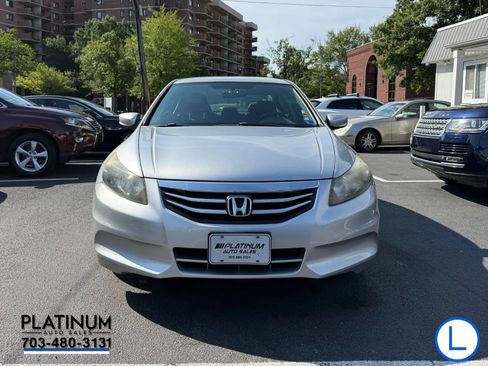 Used 2011 Honda Accord SE image 2
