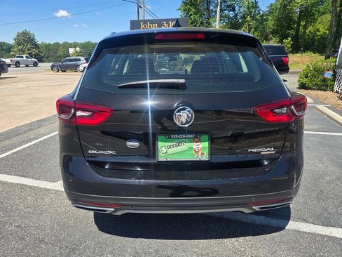 Used 2018 Buick Regal Essence w/ Driver Confidence Package #1 AWD/4WD image 5