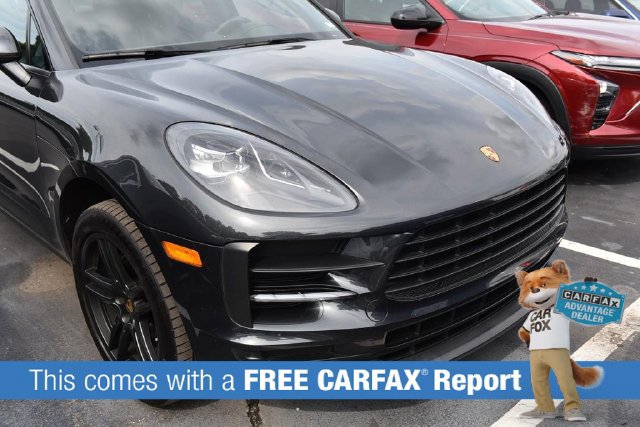 Used 2020 Porsche Macan AWD/4WD image 2