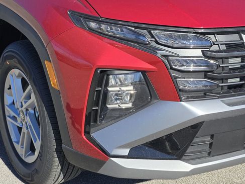 New 2026 Hyundai Tucson SE AWD/4WD image 9