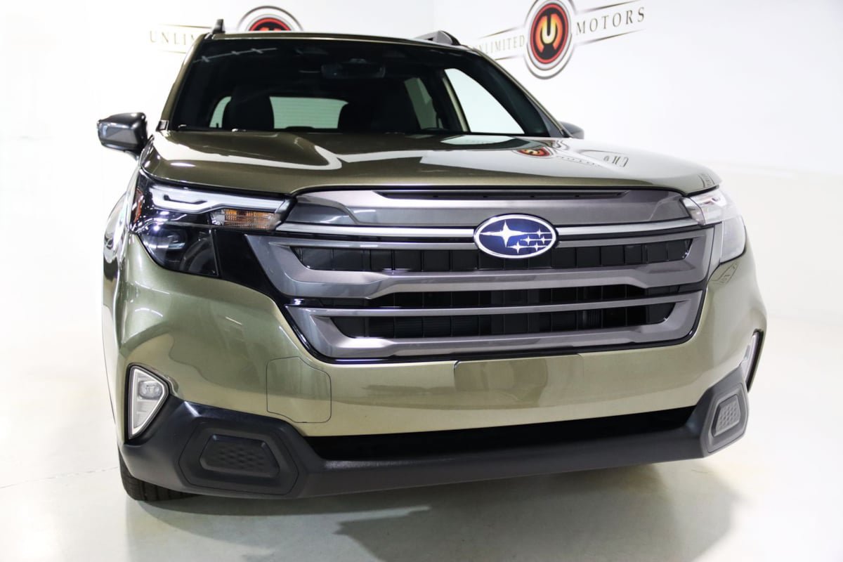 Used 2026 Subaru Forester Premium AWD/4WD image 23