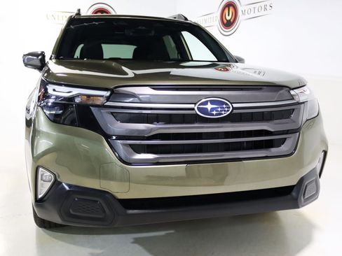 Used 2026 Subaru Forester Premium AWD/4WD image 23