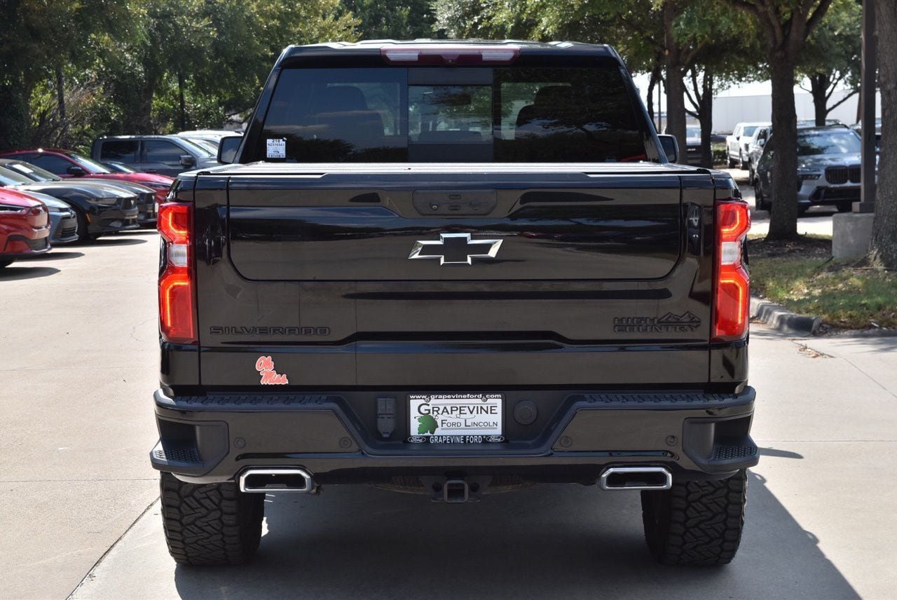 Used 2022 Chevrolet Silverado 1500 High Country w/ Max Trailering Package AWD/4WD image 9