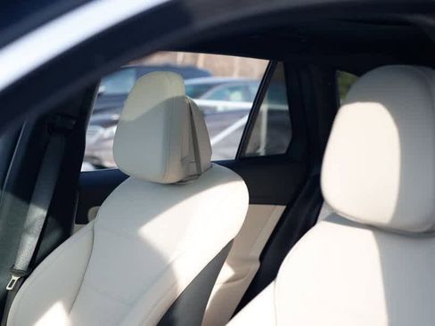 Certified 2024 Mercedes-Benz GLC 300 4MATIC image 10