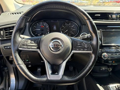 Used 2022 Nissan Rogue Sport SV AWD/4WD image 27