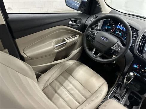 Used 2018 Ford Escape SEL image 12