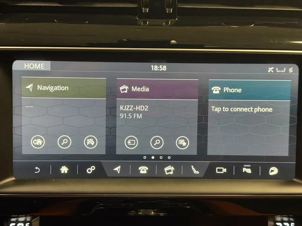 Used 2020 Jaguar F-PACE SVR AWD/4WD image 39