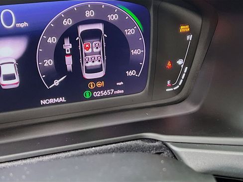 Used 2023 Honda Accord EX-L image 11