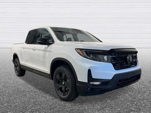 New 2026 Honda Ridgeline Black Edition image 8