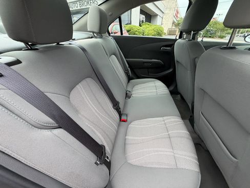 Used 2014 Chevrolet Sonic LT FWD image 57