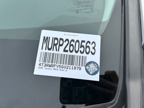 Certified 2025 Toyota RAV4 XLE w/ Convenience Package image 32
