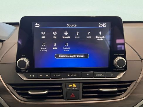Used 2025 Nissan Altima 2.5 SV FWD image 21