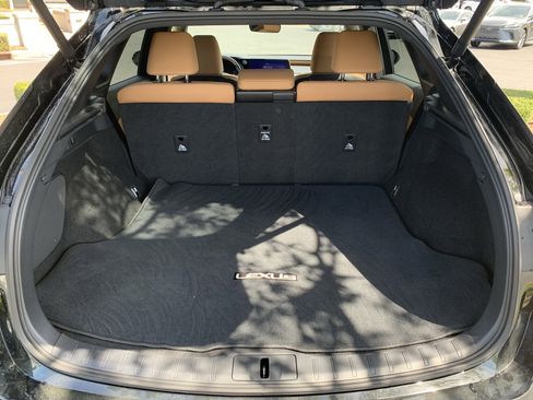 Certified 2025 Lexus RX 350 Premium w/ Accessory Package (Z1) image 34