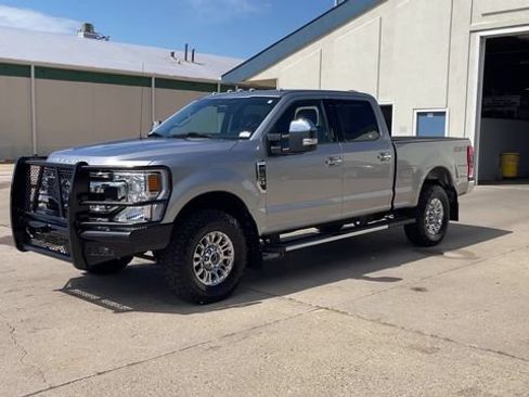 Used 2020 Ford F250 XLT w/ XLT Premium Package AWD/4WD image 4